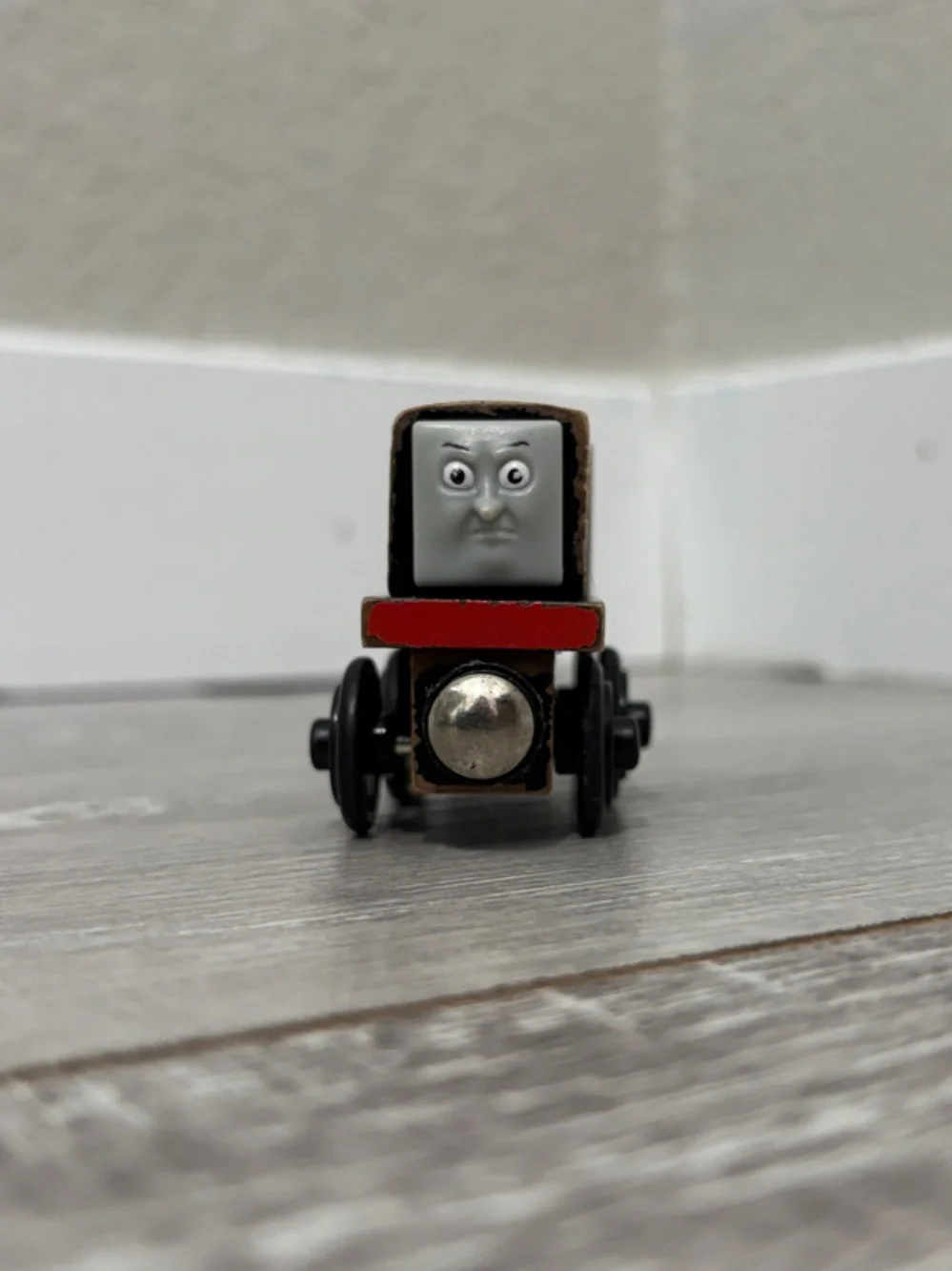 Wooden Weathered Diesel - Thomas & Friends